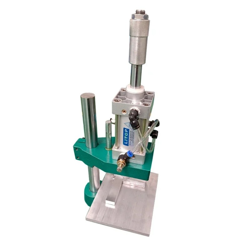 Kleine 200 kg/h pneumatische W – Soap Making Machine Small Scale Bewertung und Preis